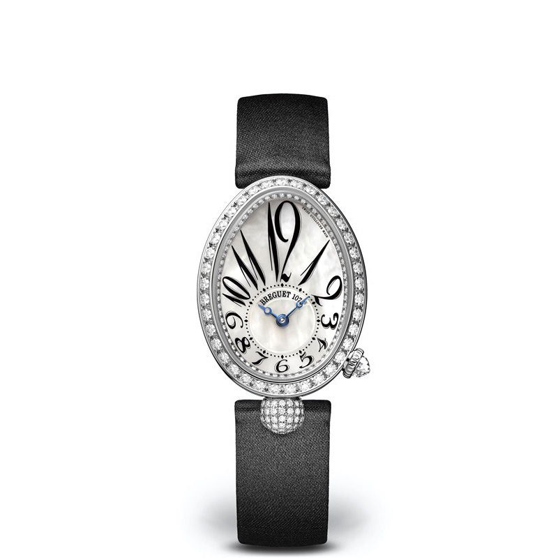 Reine de Naples 8928